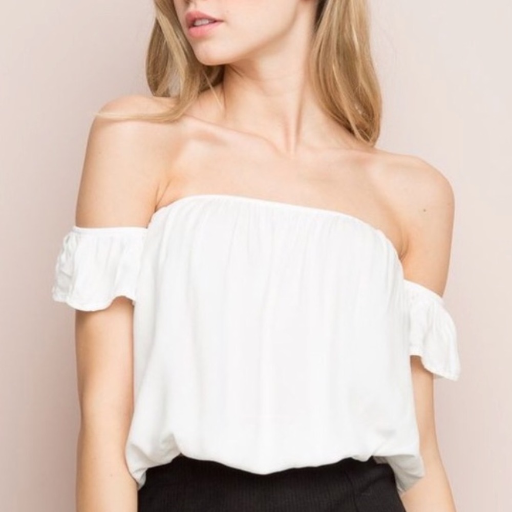 Brandy Melville Beccah Off The Shoulder White Top